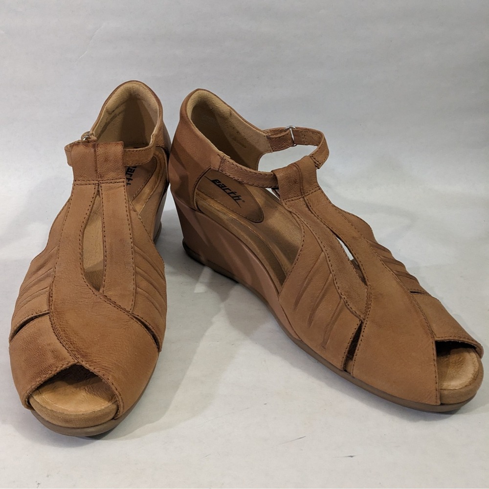 Earth Origins Womens Tan Leather T-Strap Wedge Sandals Peep Toe Comfort Size 11